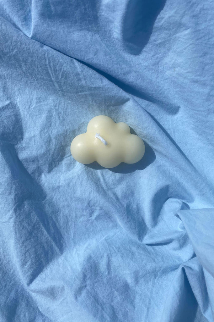 JUKSEREI SOLLYS · CLOUD BEESWAX CANDLE